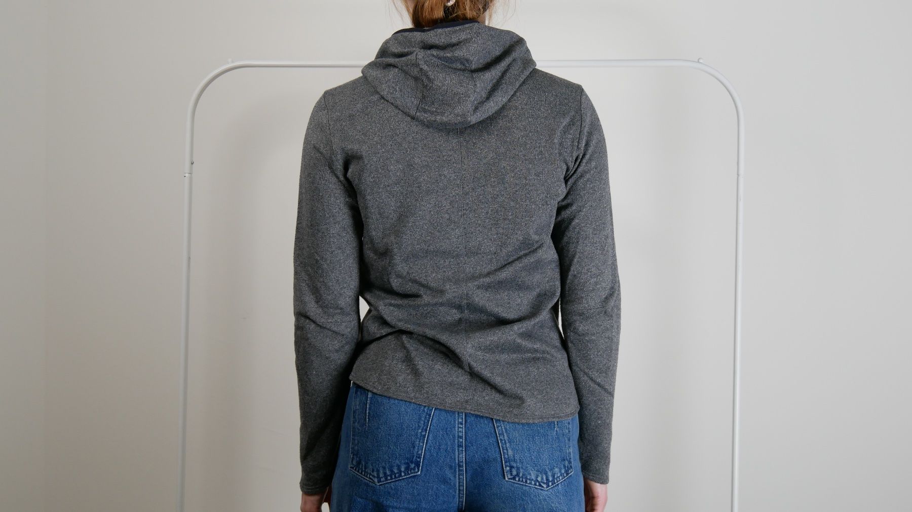 Adidas Maglioni & Felpe: Adidas Energy Running Hoodie Sweatshirt Pullover grau – Nuovo (secondo la descrizione) da Zürich venduto da julia_vina 5