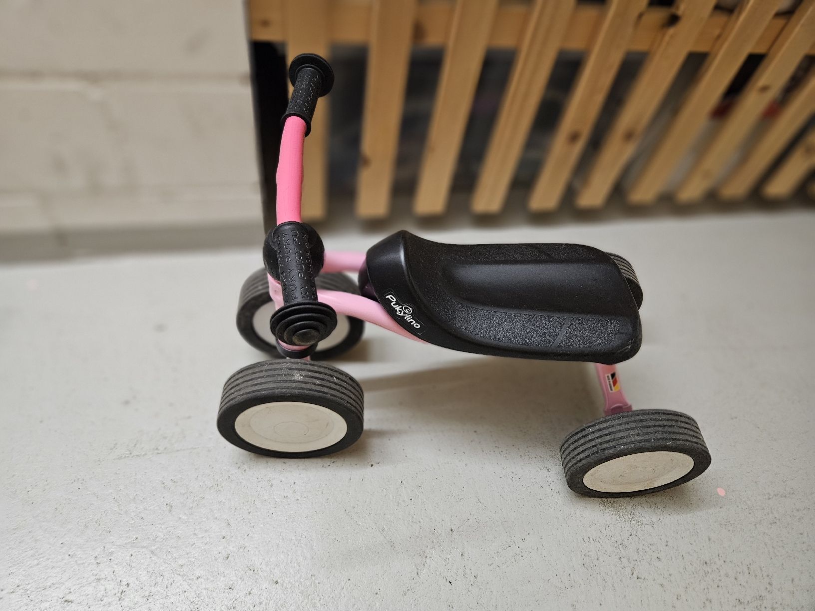 Puky Veicoli per bambini: Puky Laufrad Luana Pink – Usato da Luzern venduto da Yomecbien