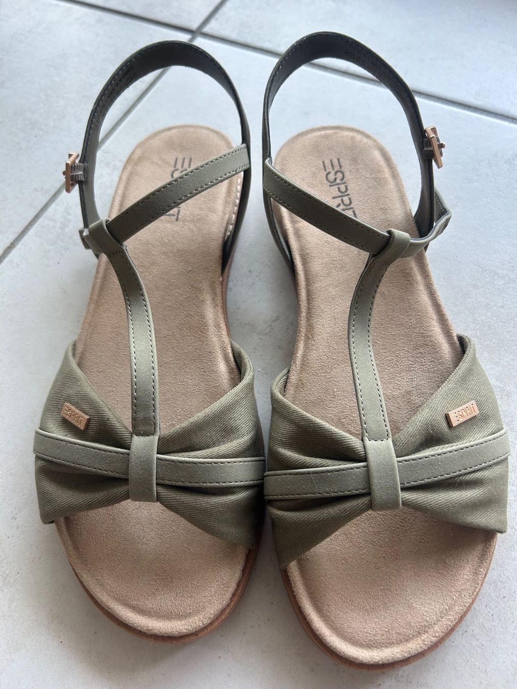 Esprit Scarpe da donna: Sandales Esprit neuves – Usato da Courrendlin venduto da loko2910