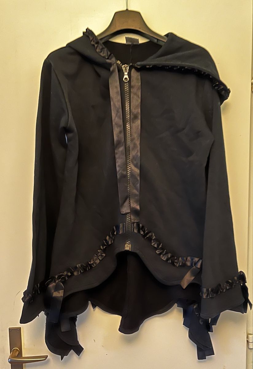 Jacken: Veste gothique noire taille M – Gebraucht aus Genève von ct_fqr8