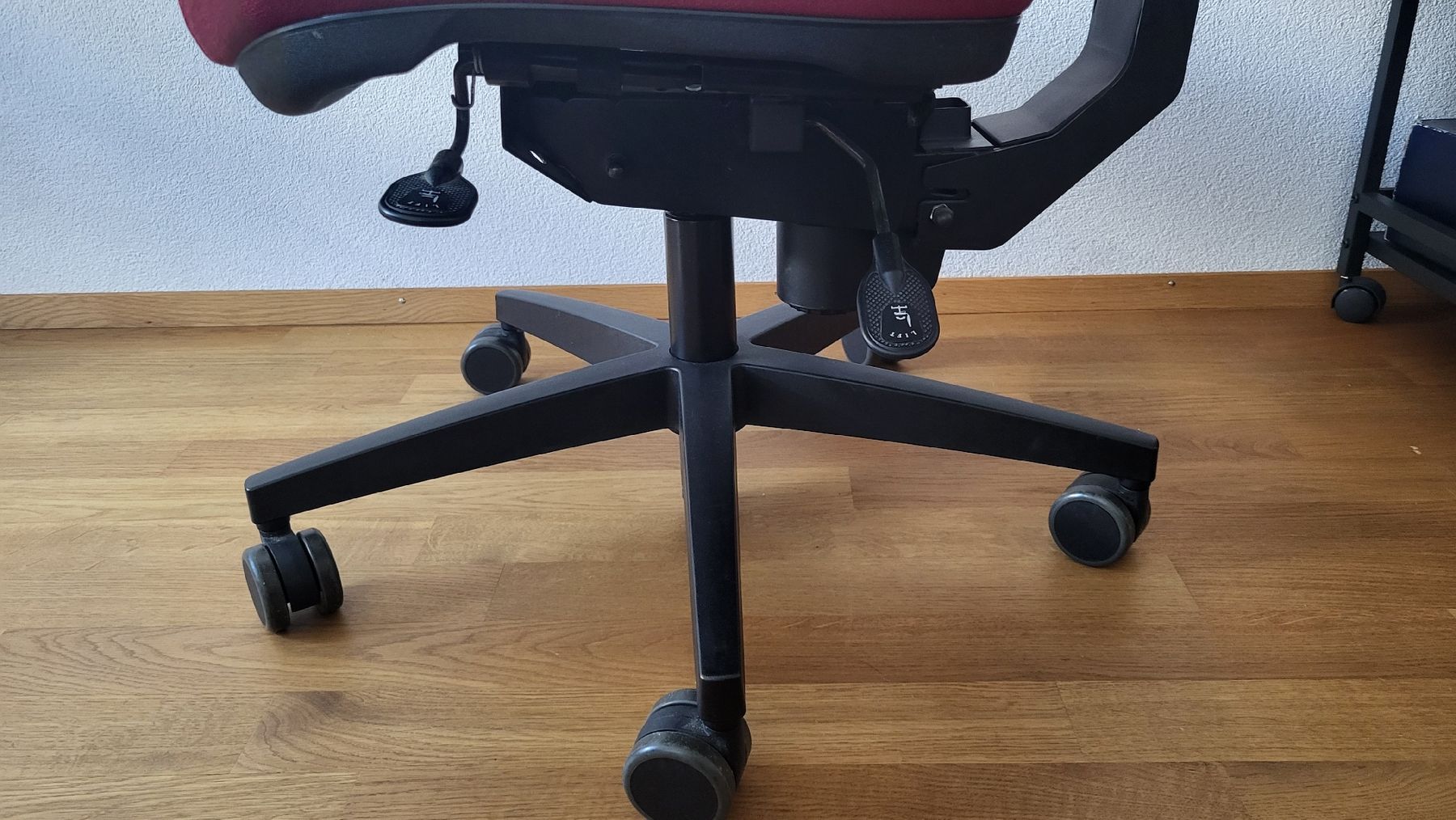 Sedie: Ergonomischer Bürostuhl – Usato da Zürich venduto da fil_9chq 5