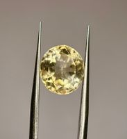 Ab 1 Fr. - 4.74 ct natürlicher Gold-Topas Edelstein