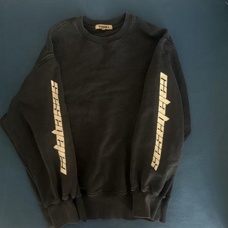 Yeezy Calabasas Season 4 Black Sweatshirt