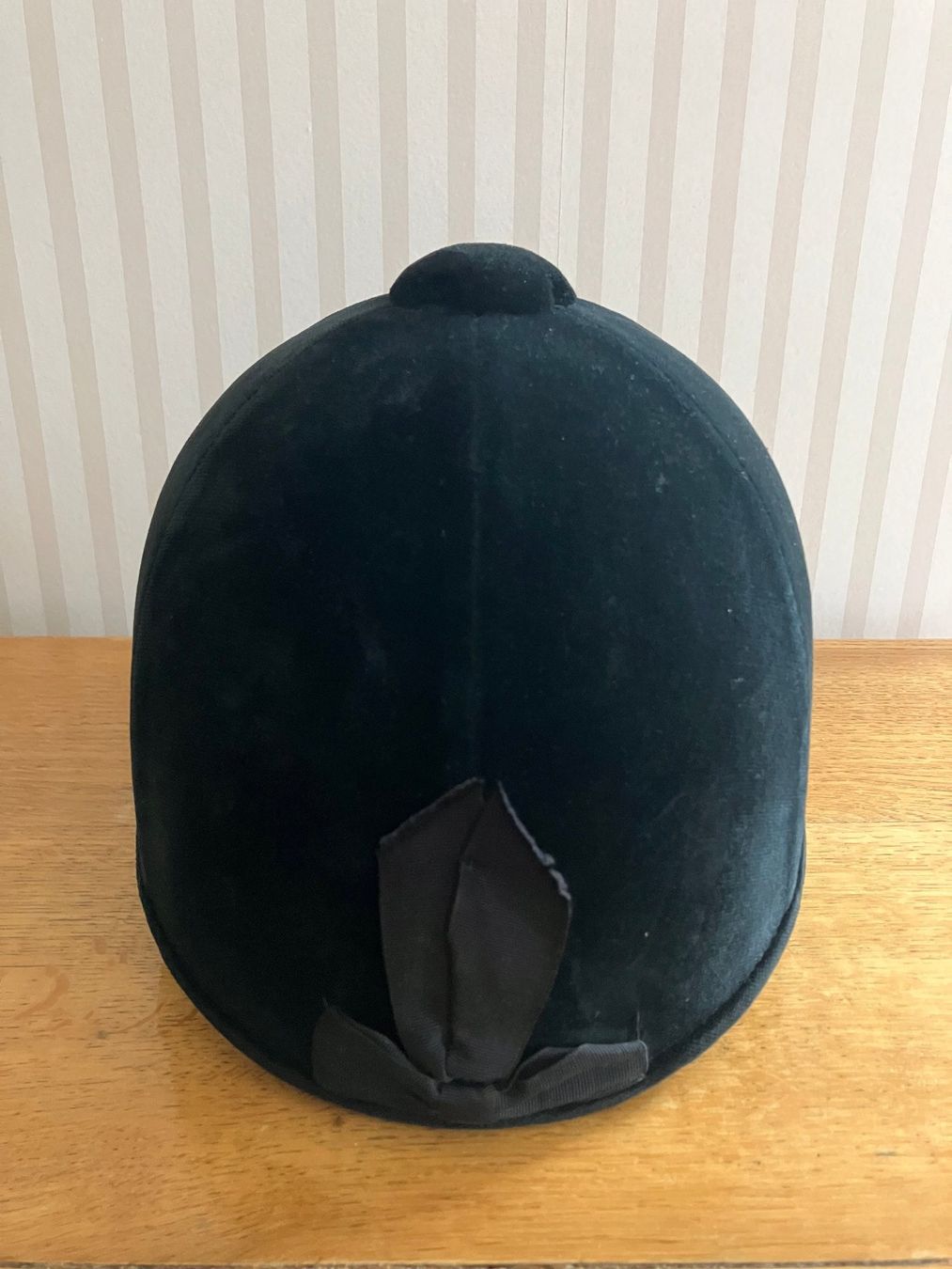 Casques: Bombe pour cavalier en velours noir /Taille 54cm – D'occasion à Basel par Lancer4 1