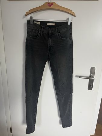 Levi's 720 High Rise Super Skinny Jeans 26