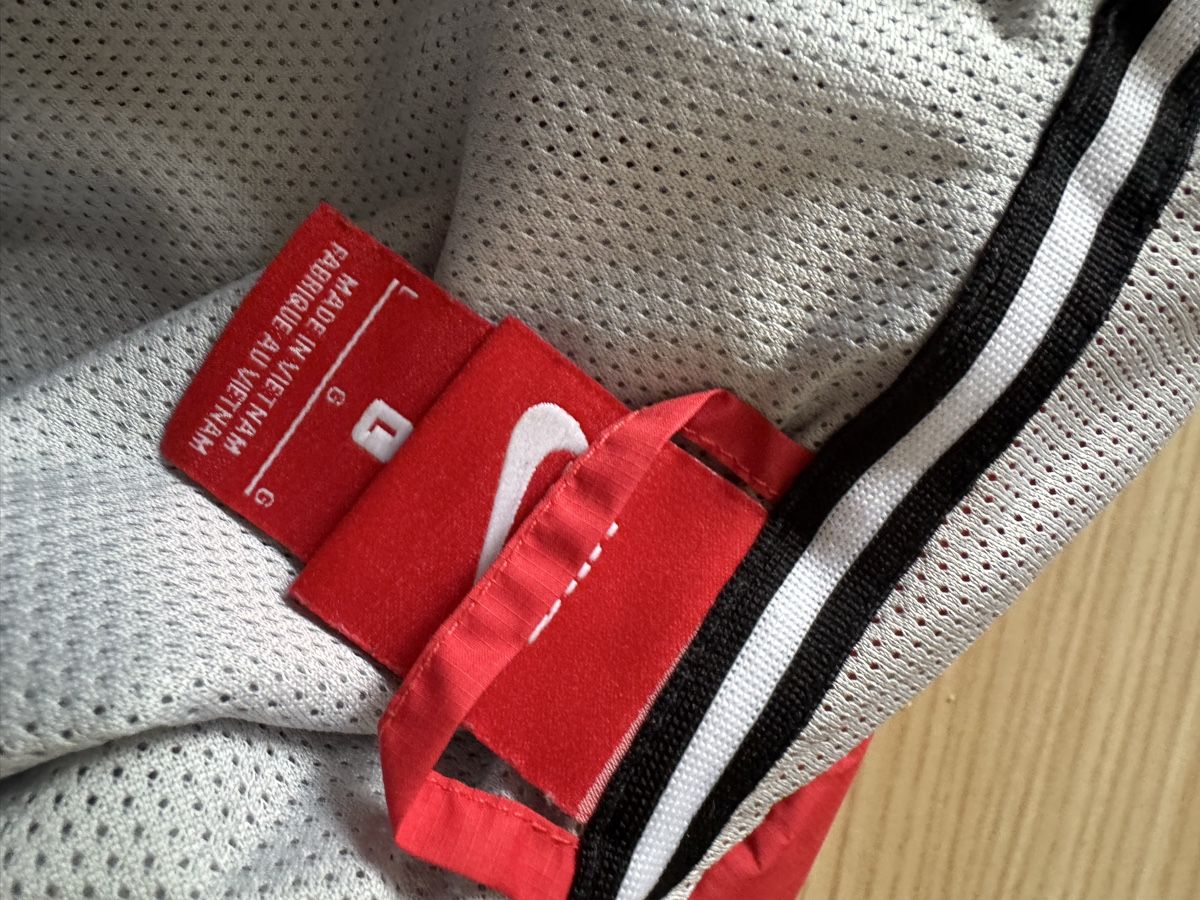 Nike Giacche: Veste Nike coupe-vent, taille L kilyan – Usato da Veyrier venduto da kimedovapa 2