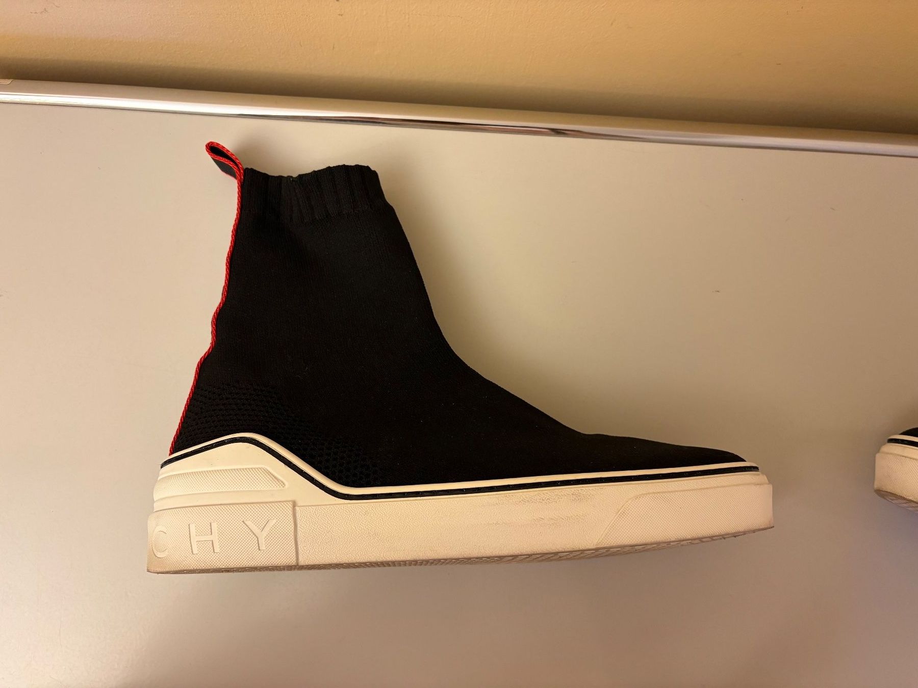 Givenchy Scarpe da uomo: GIVENCHY SNEAKER - 42- – Nuovo (secondo la descrizione) da Morges venduto da Bubblecut 4