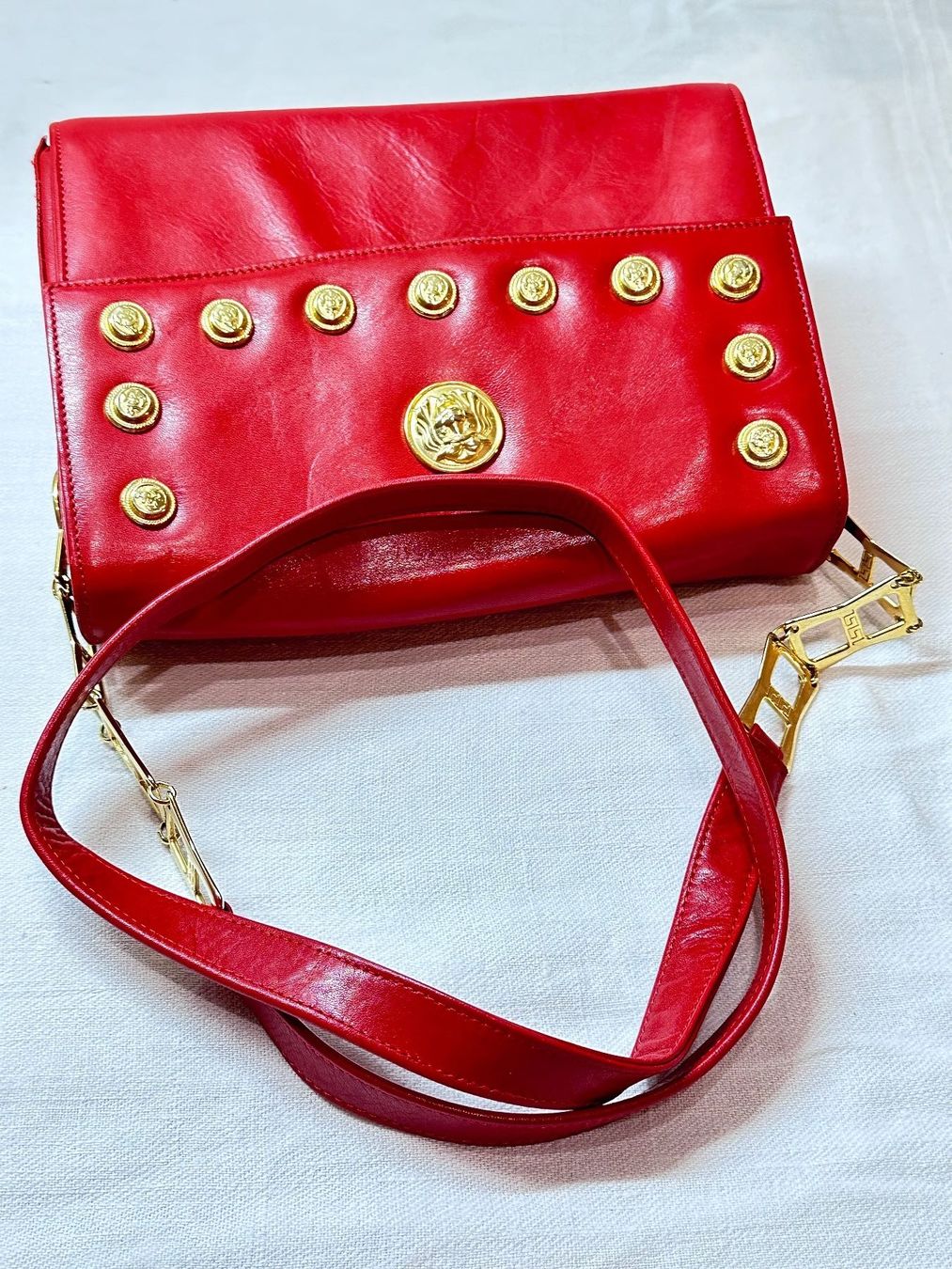 Borse da donna: Leder Crossbody / Umhängetasche Rot – Usato da Oberrüti venduto da siyito 1