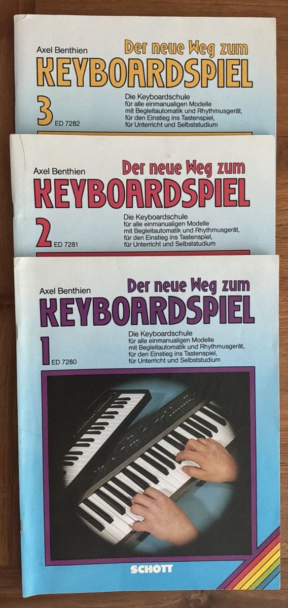 Yamaha Musikinstrumente: Yamaha PortaSound PSS-680 – Gebraucht aus Basel von Lithoklast 5