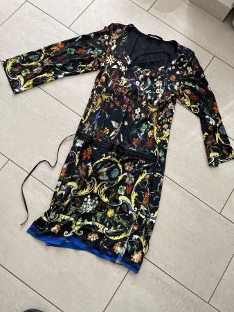 ROBERTO CAVALLI  Gr. S/38 elegant gekauft und nicht getragen