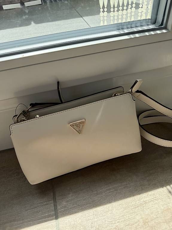 Borse da donna: Guess Bag – Usato da Reinach AG venduto da mar_2b6t 1