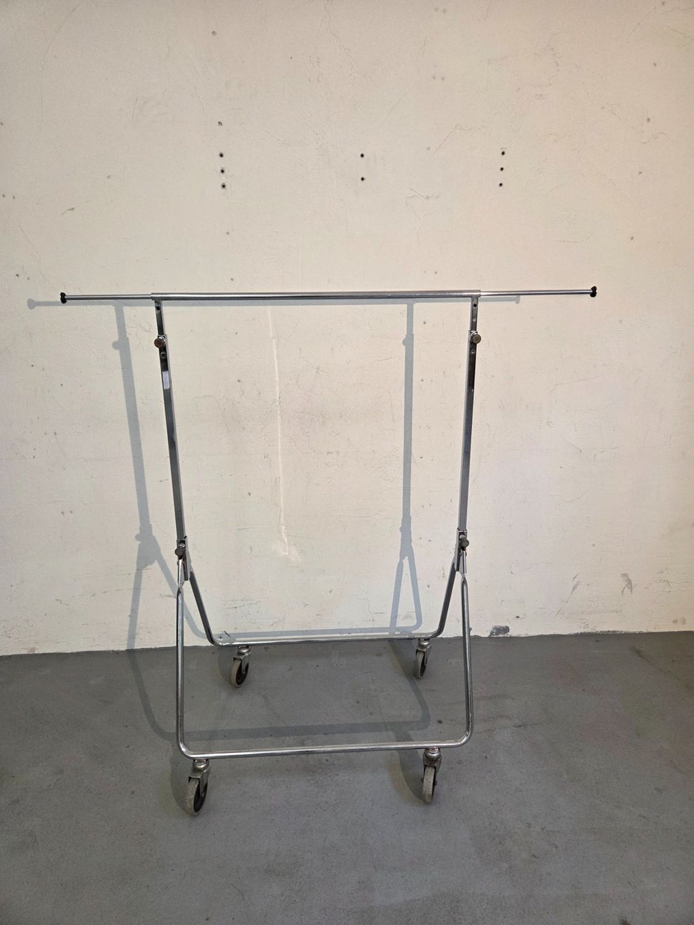 Sonstige Dekorationen & Accessoires: 16.) Kleiderständer – Gebraucht aus Zürich von PeterPanama 1