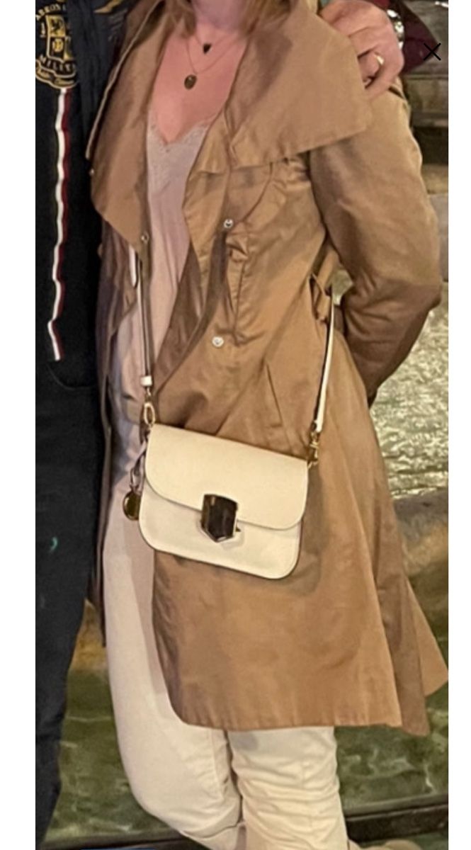 Vila Cappotti: Trenchcoat VILA – Nuovo (secondo la descrizione) da Basel venduto da Mimolinatag 1