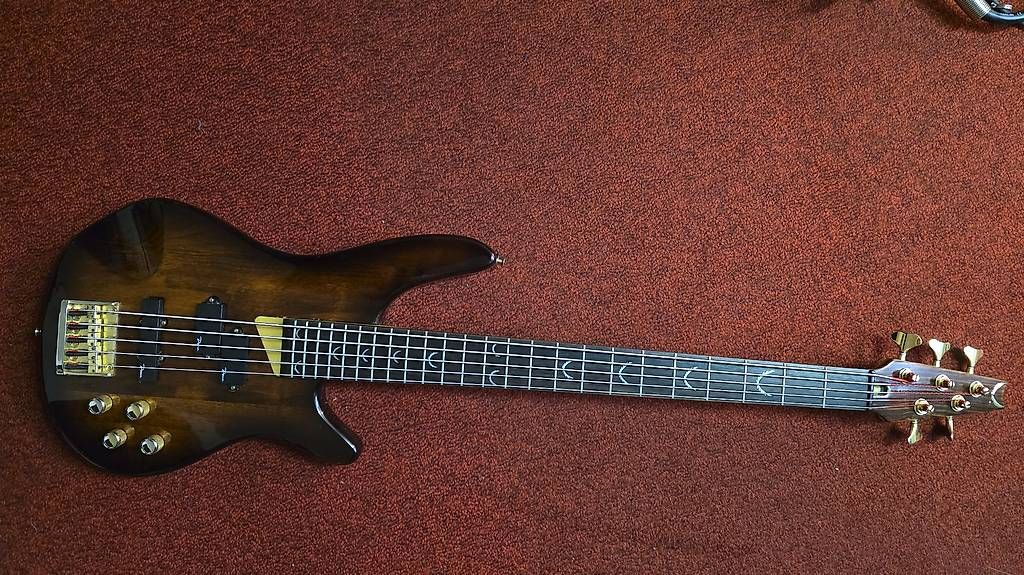 Strumenti musicali: Basso Dean 1992 5 corde – Usato da Losone venduto da Carlomagno72 1