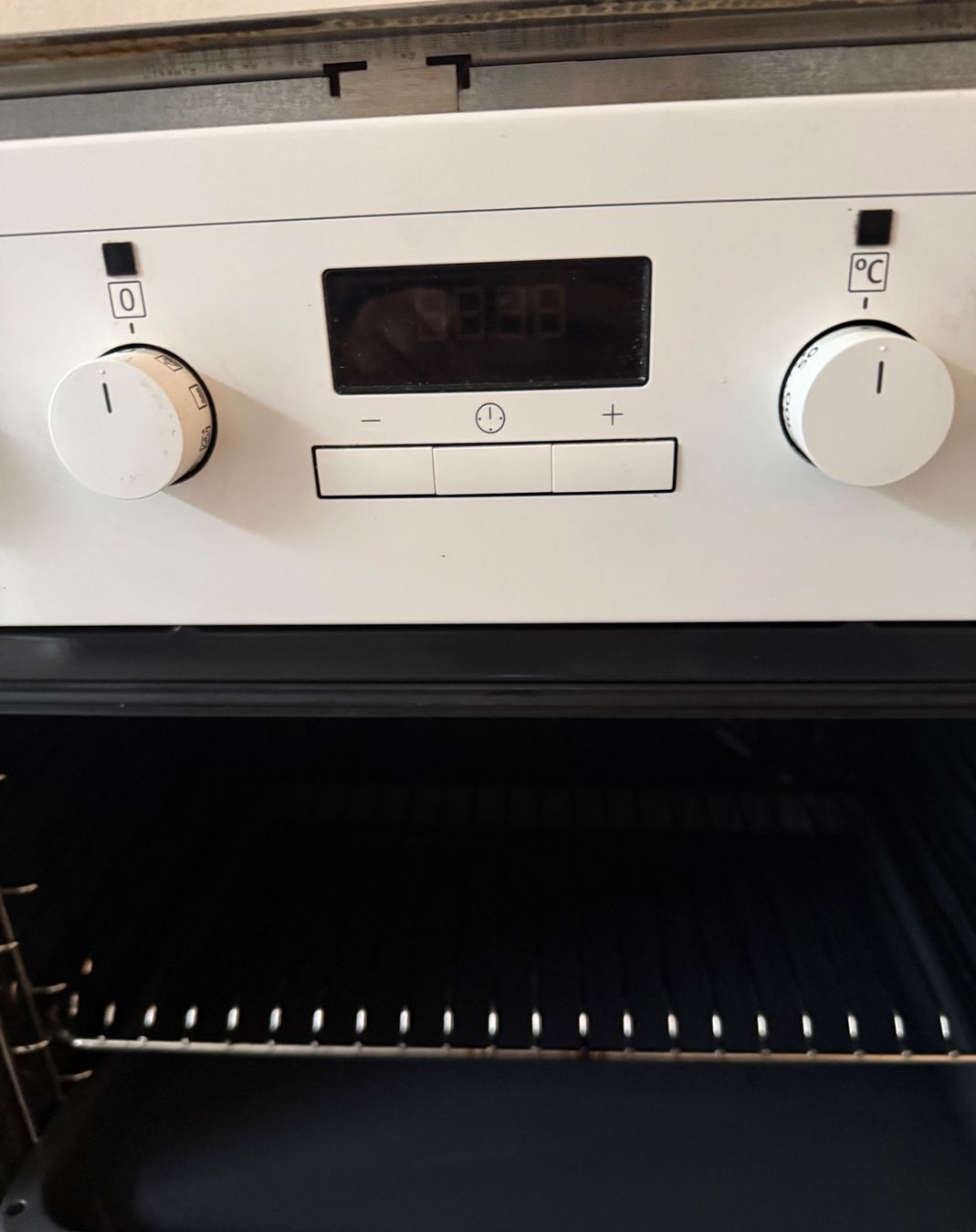 Electrolux Forni: Electrolux 55cm Backofen Glaskeramik – Usato da Kloten venduto da top2000 5