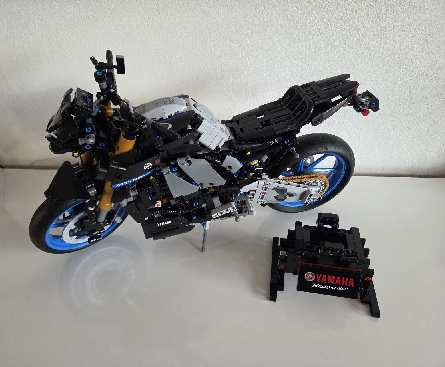 Lego Kit di costruzioni: LEGO Yamaha MT-10 SP (42159, Technic) – Nuovo (secondo la descrizione) da Sissach venduto da Legotechnicfreund