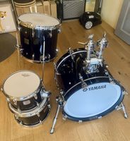 Yamaha Maple Custom Absolute Piano Black 18/10/12/14 