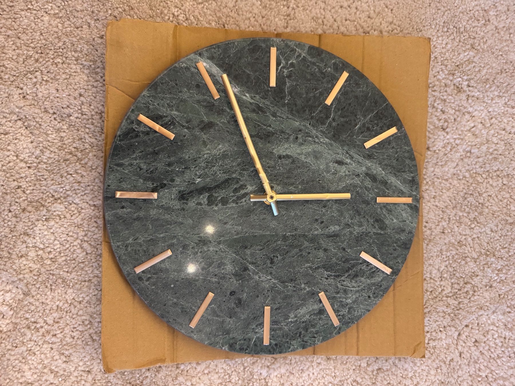 Uhren: Wanduhr – Gebraucht aus Lachen SZ von val_h5xc