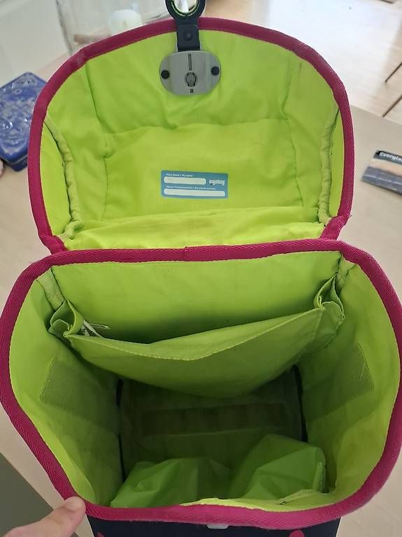 Ergobag Sacs & sacs à dos: Ergobag Schulthek mit Einhornkletties – D'occasion à Männedorf par Einhornmama 1