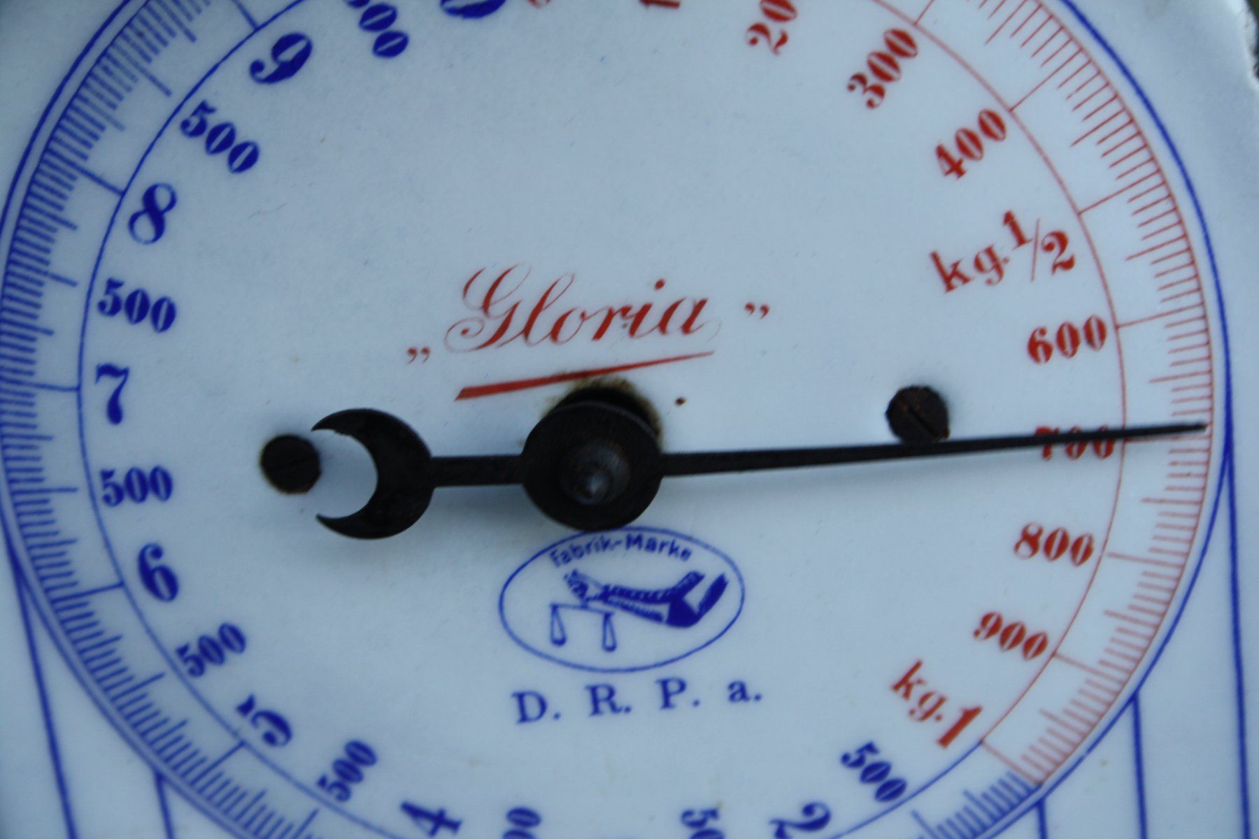 Bilance e pesi: ANTIKE KÜCHENWAAGE GLORIA D.R.P.a. – Usato da Wauwil venduto da Pneuedy 2