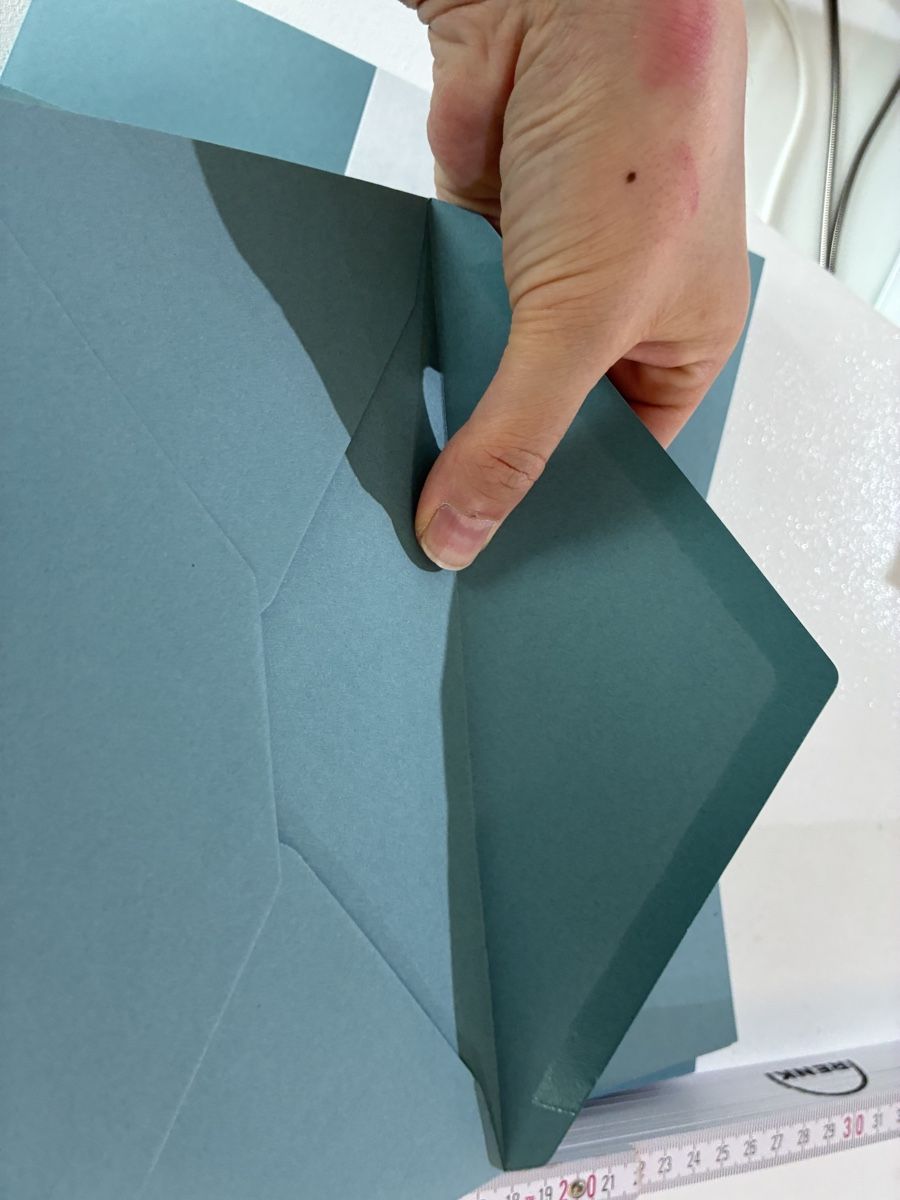 Buste & buste per spedizione: Titel: 40 Stück elegante blaue Geschenkuverts  – Nuovo e nell'imballaggio originale da St. Gallen venduto da jan_9rdj 1