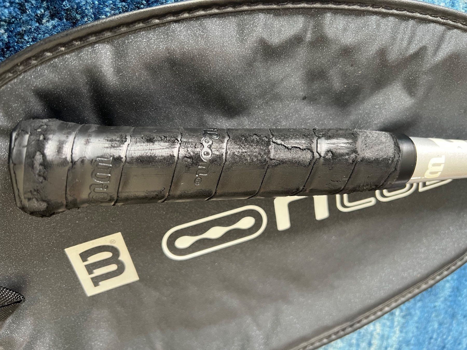 Wilson Racchette: Wilson Squashschläger U 120 pro, mit Tasche – Usato da Altikon venduto da Linus62 3