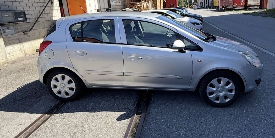 Opel Autos: Opel Corsa 1.3 TDH – D'occasion à Buchs SG par -LIKI- 2