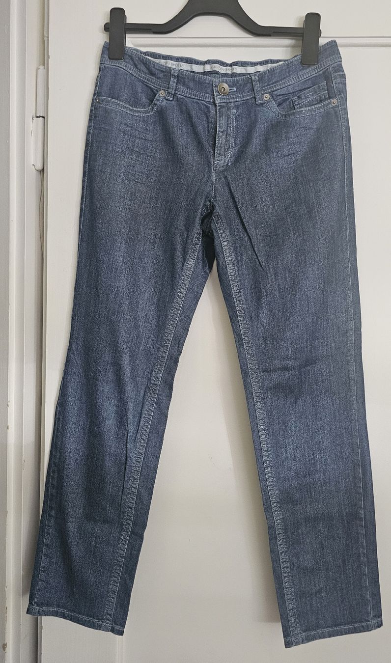Marc Cain Jeans: MARCCAIN Jeans Damengrösse N3 /M dunkelblau – Usato da Aarau venduto da Mery6