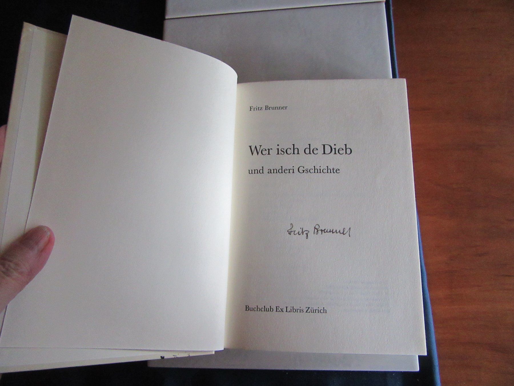 Bücher: Wer isch de Dieb und anderi Gschichte von Fritz Brunner – Gebraucht aus Wattwil von wampi 3