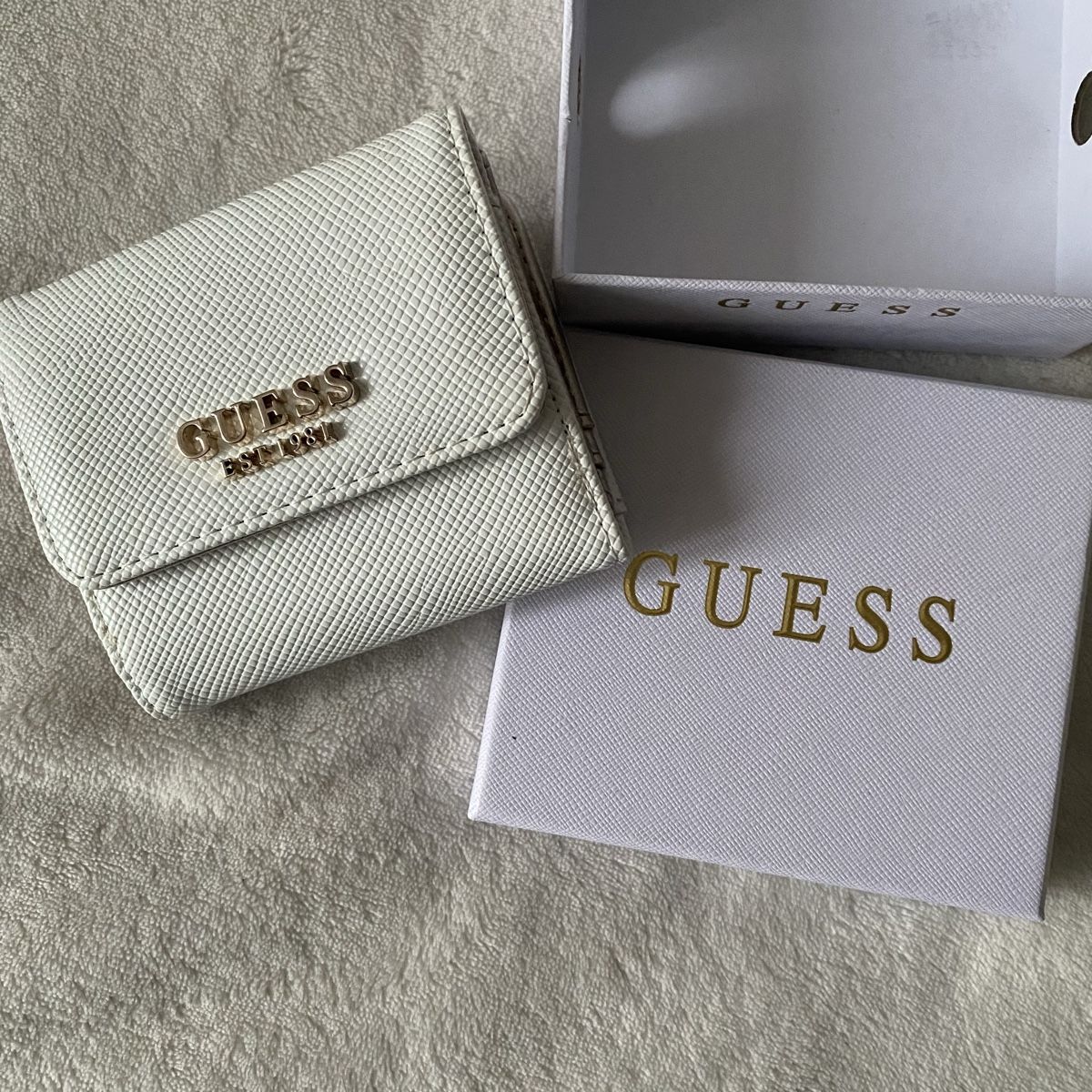 Guess Portamonete: Guess Porte Monnaie NEU – Nuovo e nell'imballaggio originale da Givisiez venduto da dor_xb9k 2