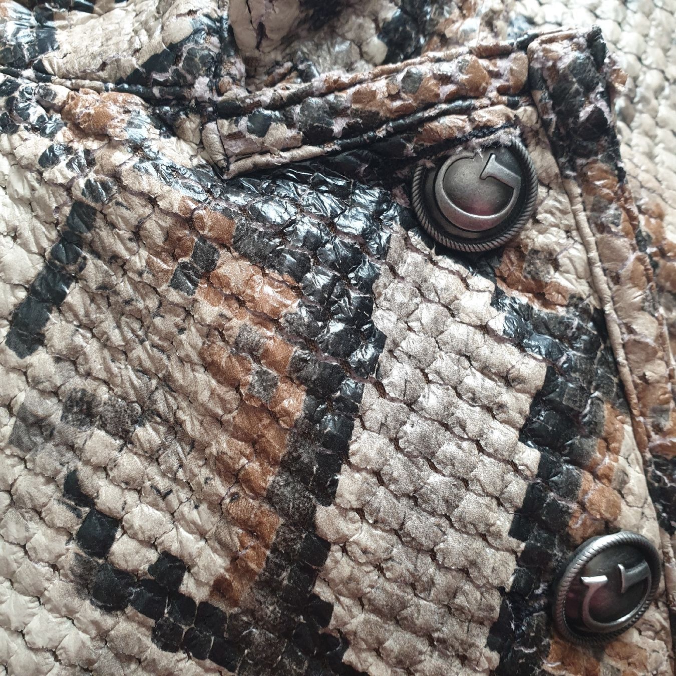 Guess Giacche: GUESS schöne Jacke Gr. L – Nuovo (secondo la descrizione) da Frenkendorf venduto da Moon111 3