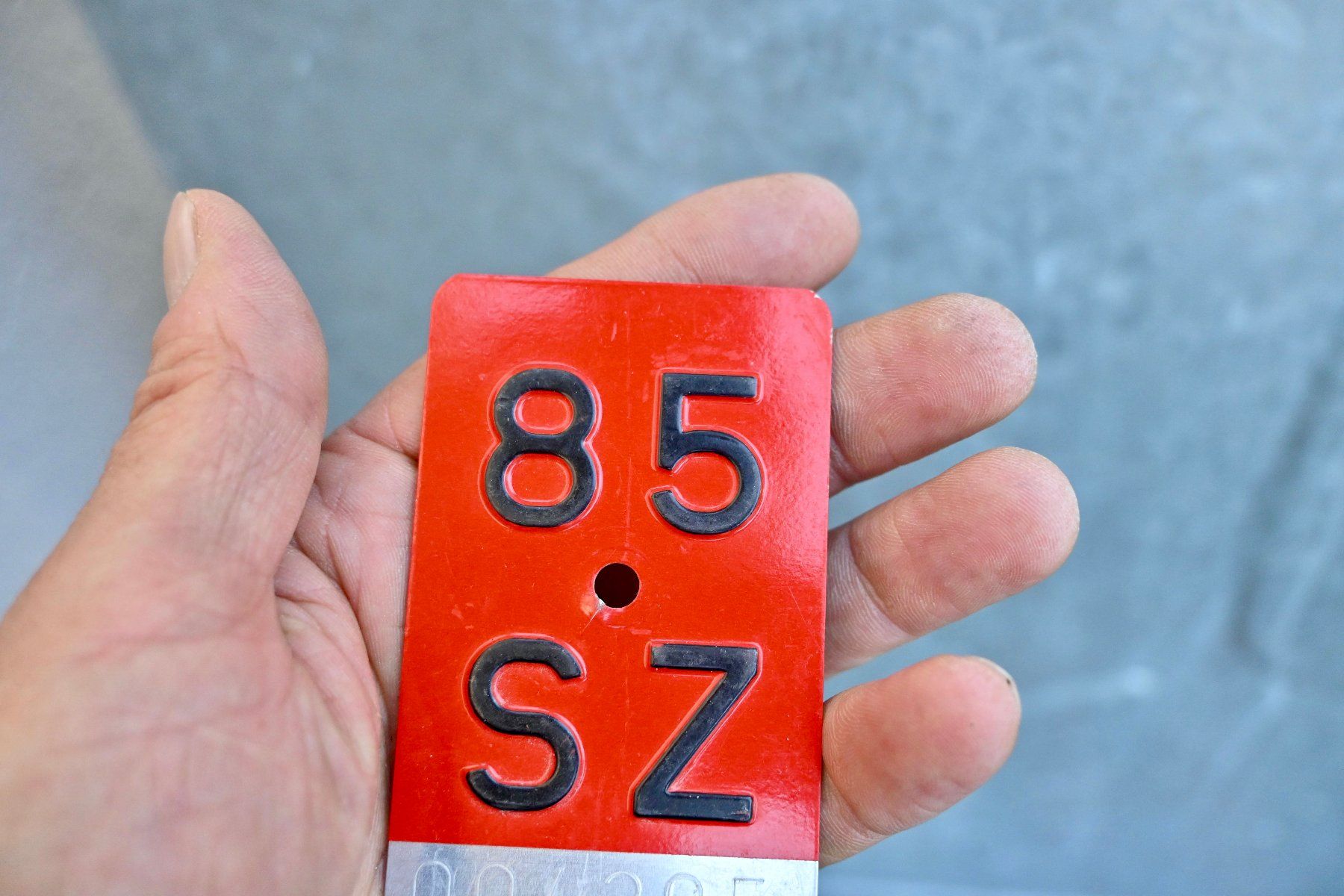 Schilder: Velonummer SZ von 1985 - Schwyz – Gebraucht aus Pfaffhausen von mono_rec 3