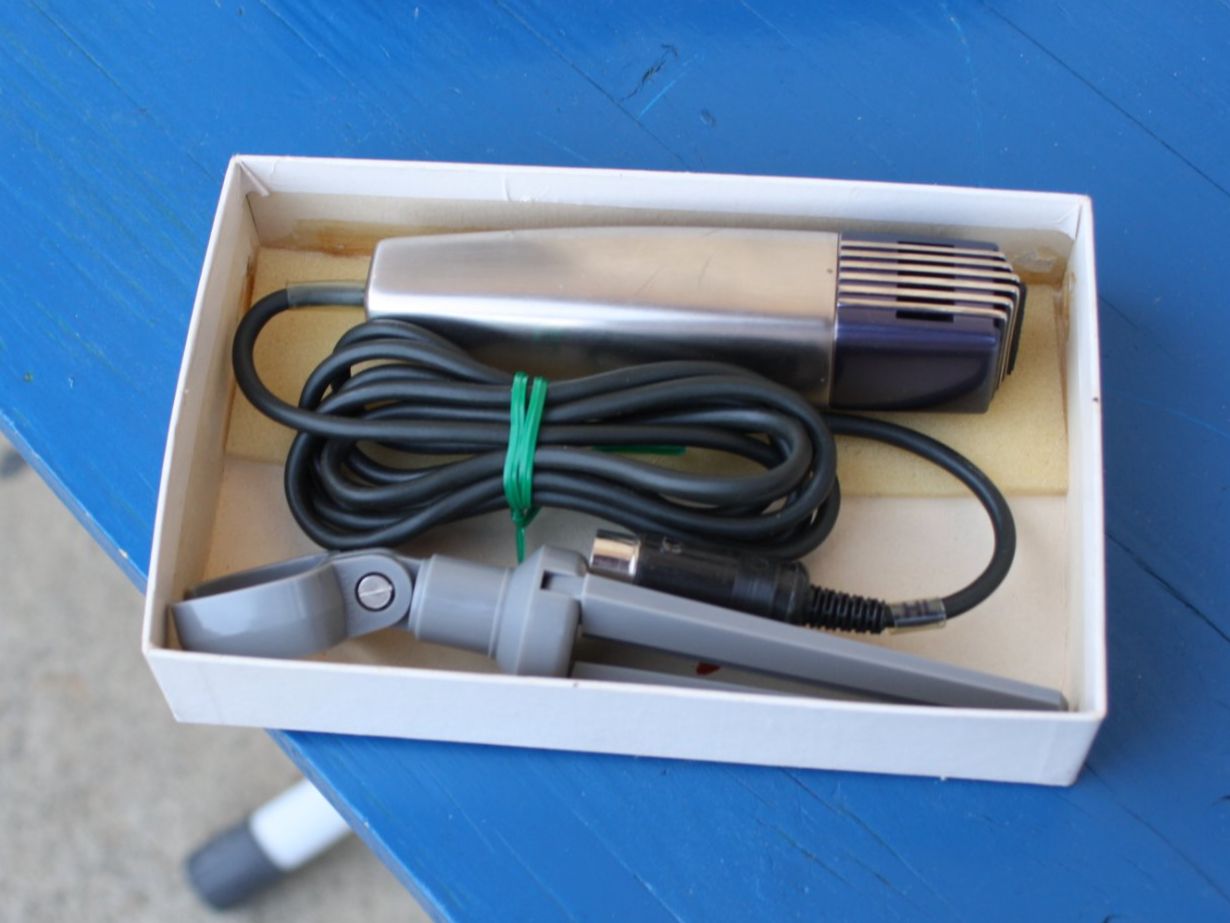 Beyerdynamic Microfoni: BEYER DYNAMISCHES RICHT MIKROFON M81 – Usato da Wauwil venduto da Pneuedy 1