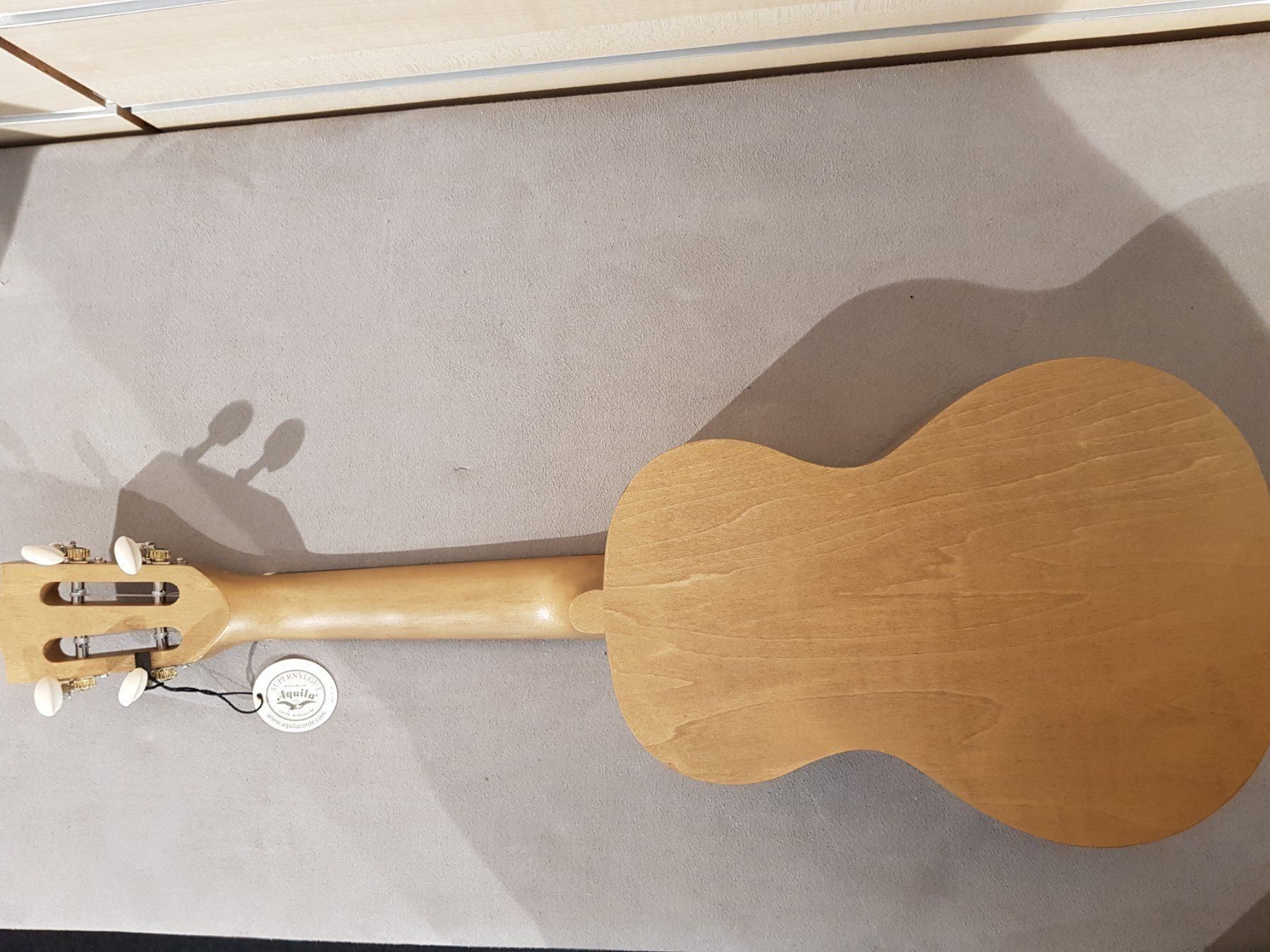 Strumenti musicali: Ukulele – Nuovo e nell'imballaggio originale da Worb venduto da musikhaus-hirsiger 2