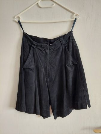 Kurze Hose Wildleder Gr. 42 dunkelblau