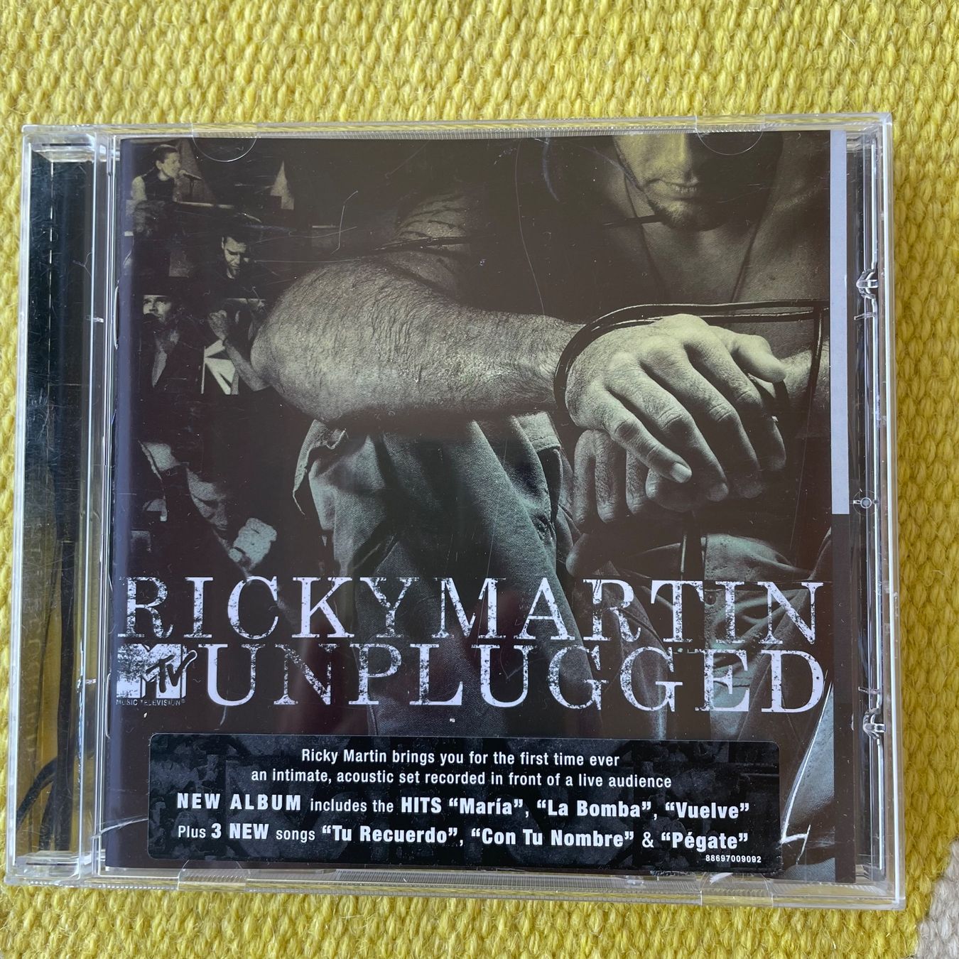 CD: RICKY MARTIN-MTV UNPLUGGED – Usato da Rorschacherberg venduto da CD-Roli