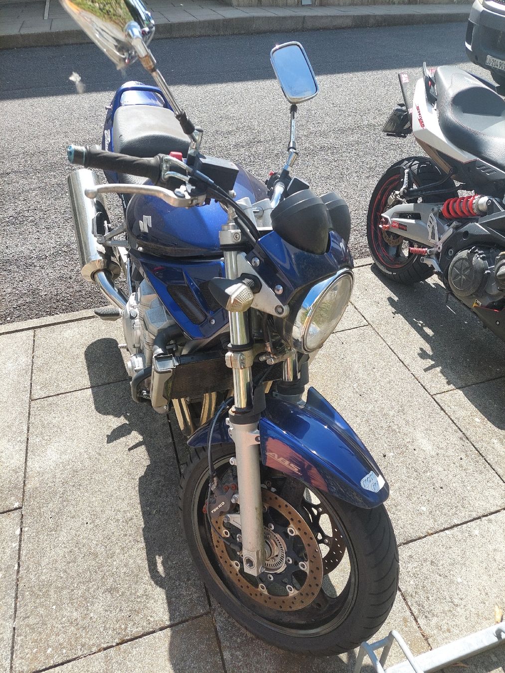 Suzuki Strasse: Suzuki Bandit – Defekt aus Sursee von mac_mb8x