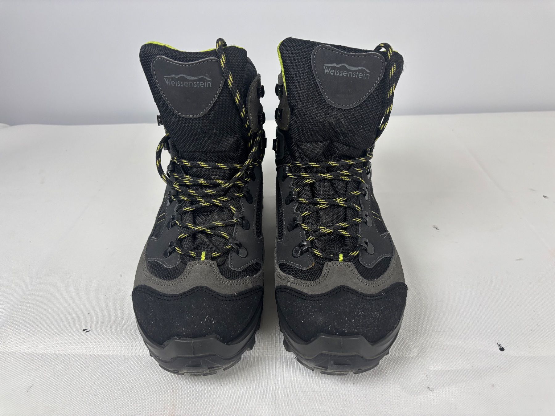 Scarpe da uomo: Wanderschuhe Weissenstein Gr. 42 – Usato da Wettingen venduto da Wendemarket