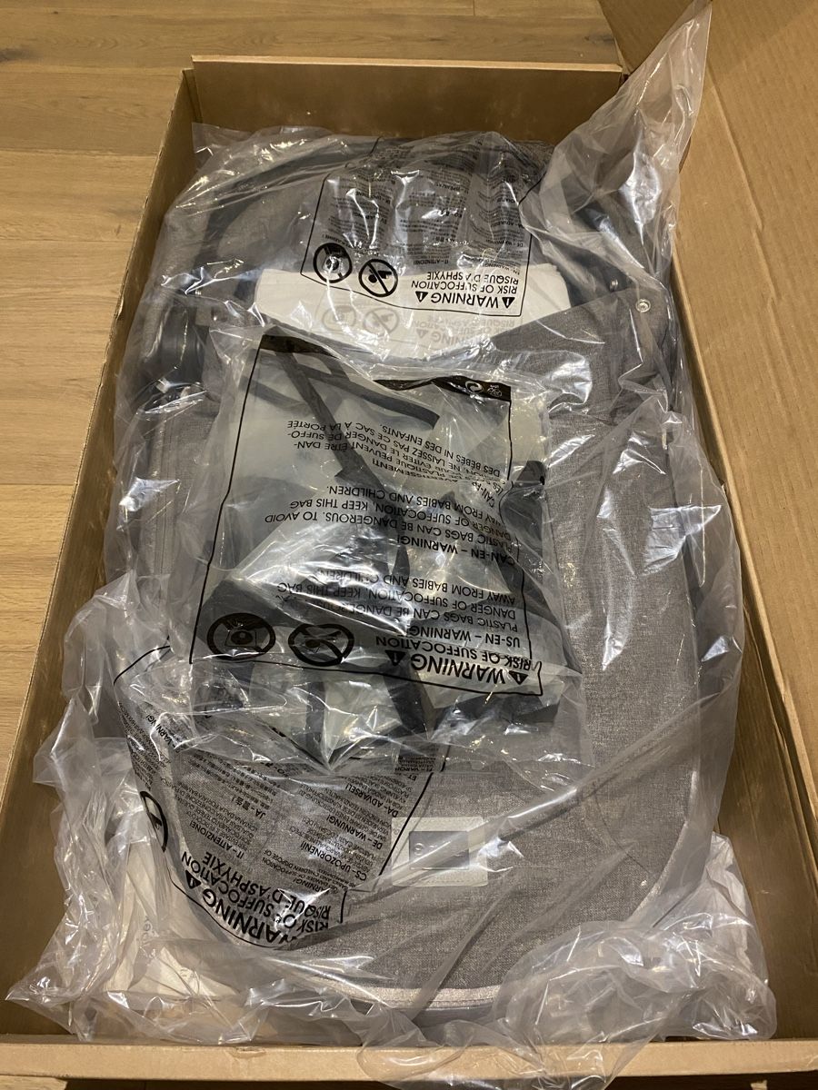 Cybex Kinderwagen: Cybex Priam Platinum Komplett-Set mit Babyschale – Gebraucht aus Weesen von AlexZ. 7
