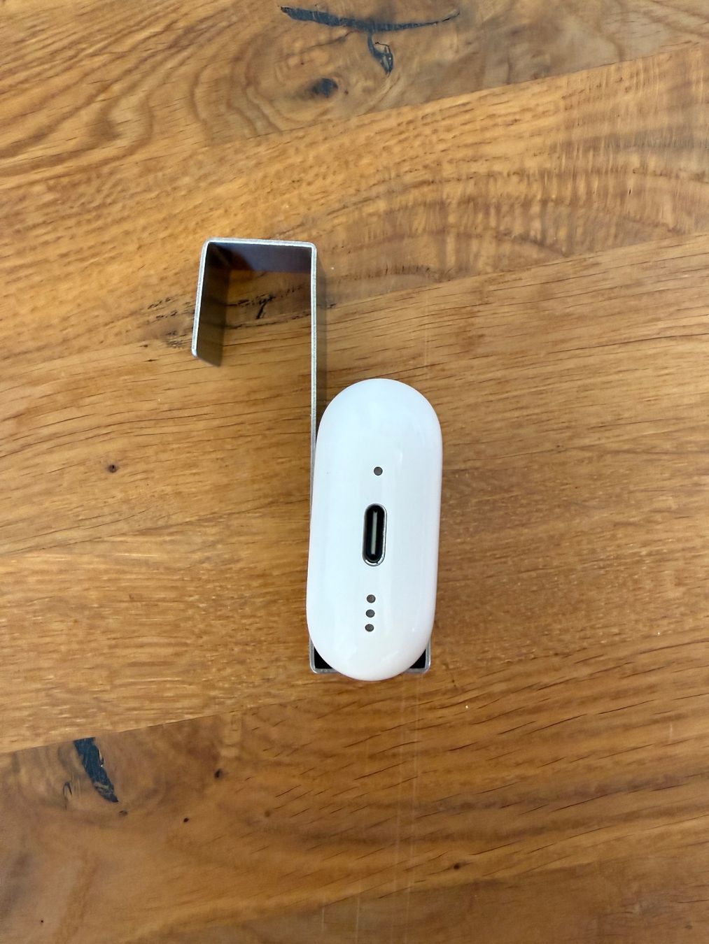 Apple Cuffie: APPLE AirPods 4 Charging Case ANC – Usato da Lausanne venduto da Nine1982 8