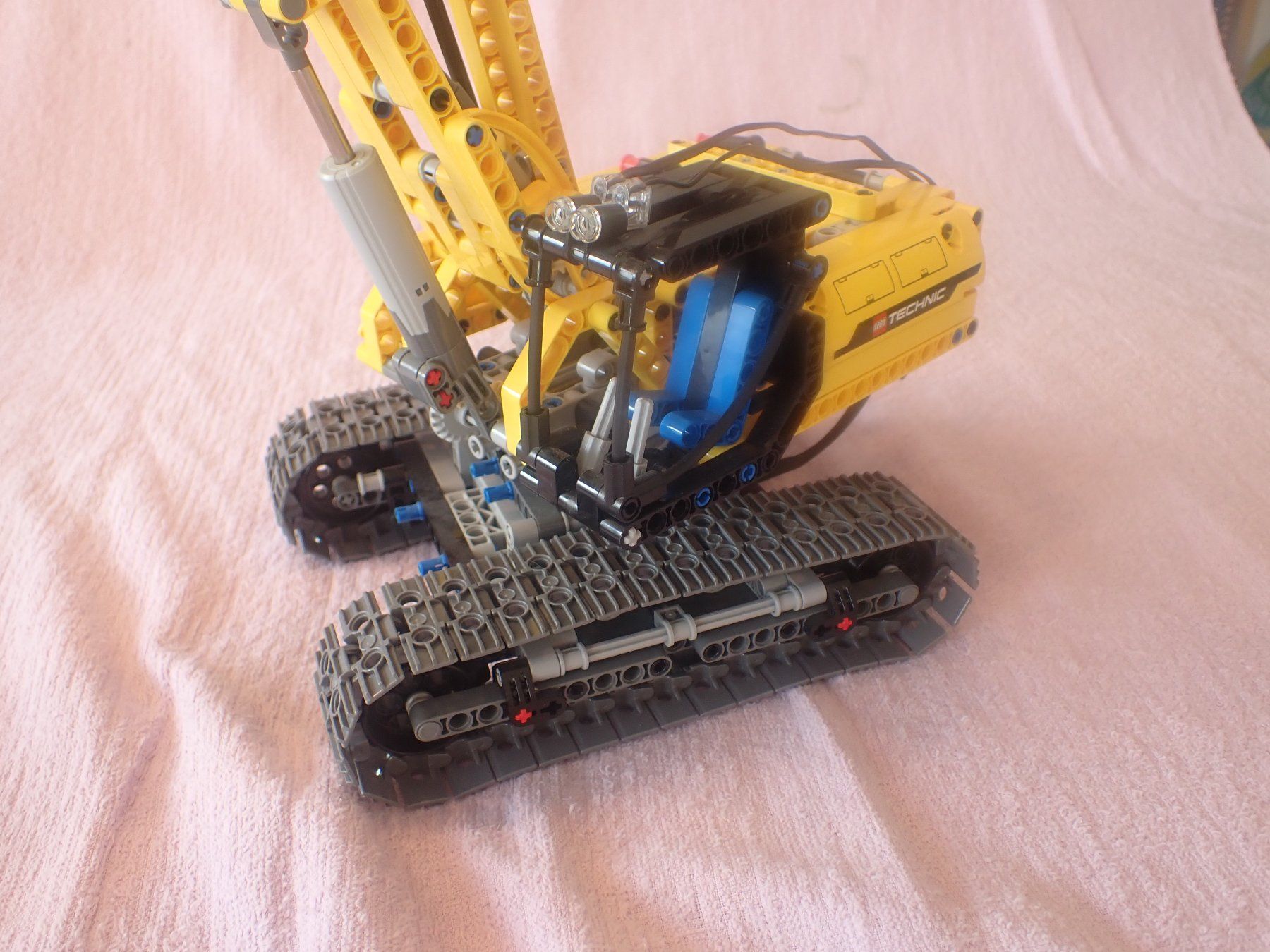 Lego Kit di costruzioni: LEGO Technic 42006 - Raupenbagger – Usato da Geroldswil venduto da brudersonne 8