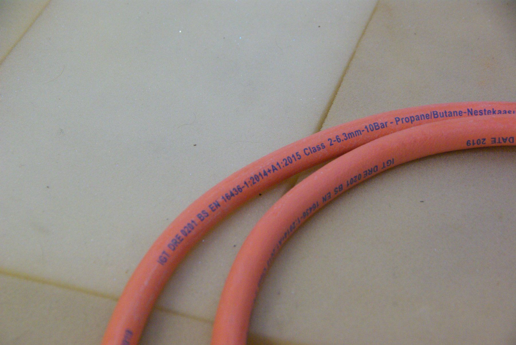 Apparecchiature e tecnologia a gas: 2x kurzer GAS Schlauch 80cm – Nuovo (secondo la descrizione) da Herisau venduto da Cevianer1844 1