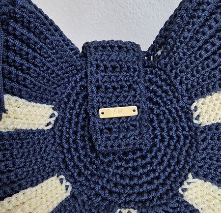 Handtasche gehäkelt dunkelblau beige neuwertig