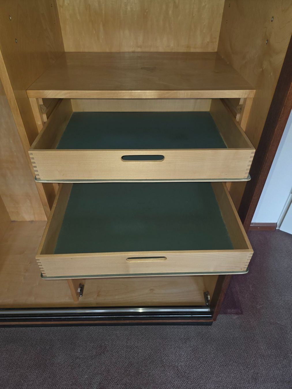 Armadi: Dieter Wäckerlin Schrank – Usato da Laufen venduto da Art-Galery-Squirrel 8