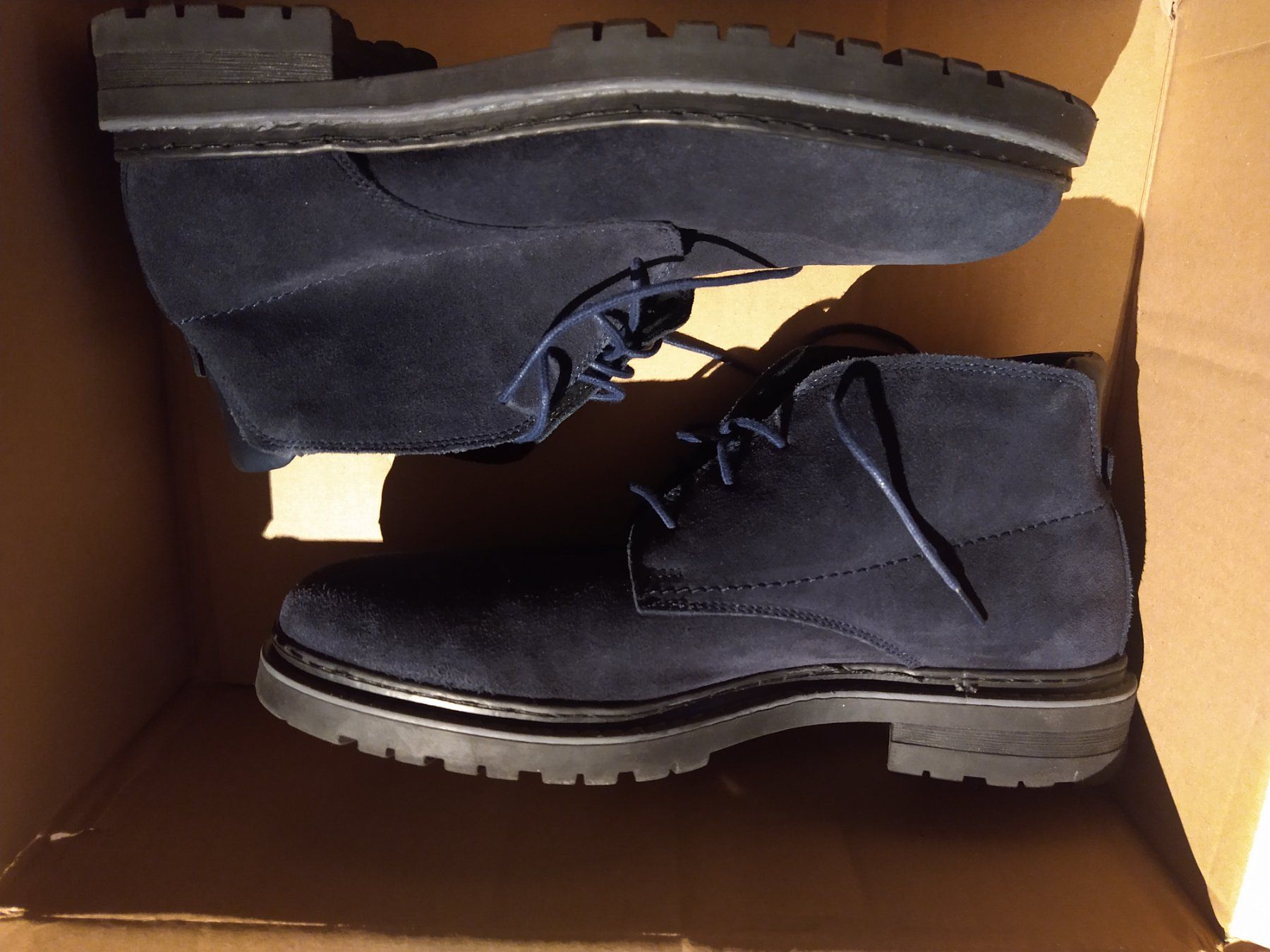 Herrenschuhe: Herren-Winterstiefelette aus Wildleder 43Grosse Conbipel – Gebraucht aus Wetzikon ZH von GUAIO
