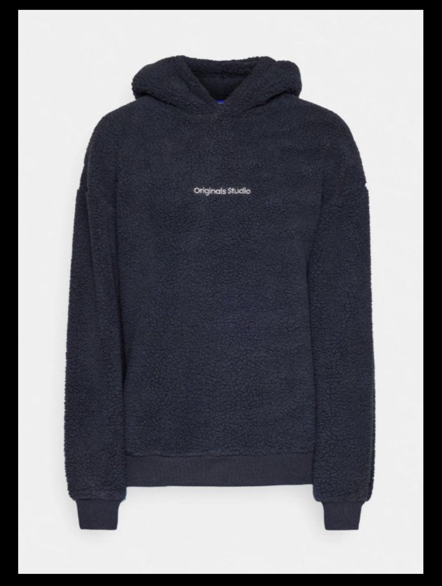 Lotti di vestiti: Hoodie Kleiderpaket – Usato da Münchenbuchsee venduto da nia_w9q5 2