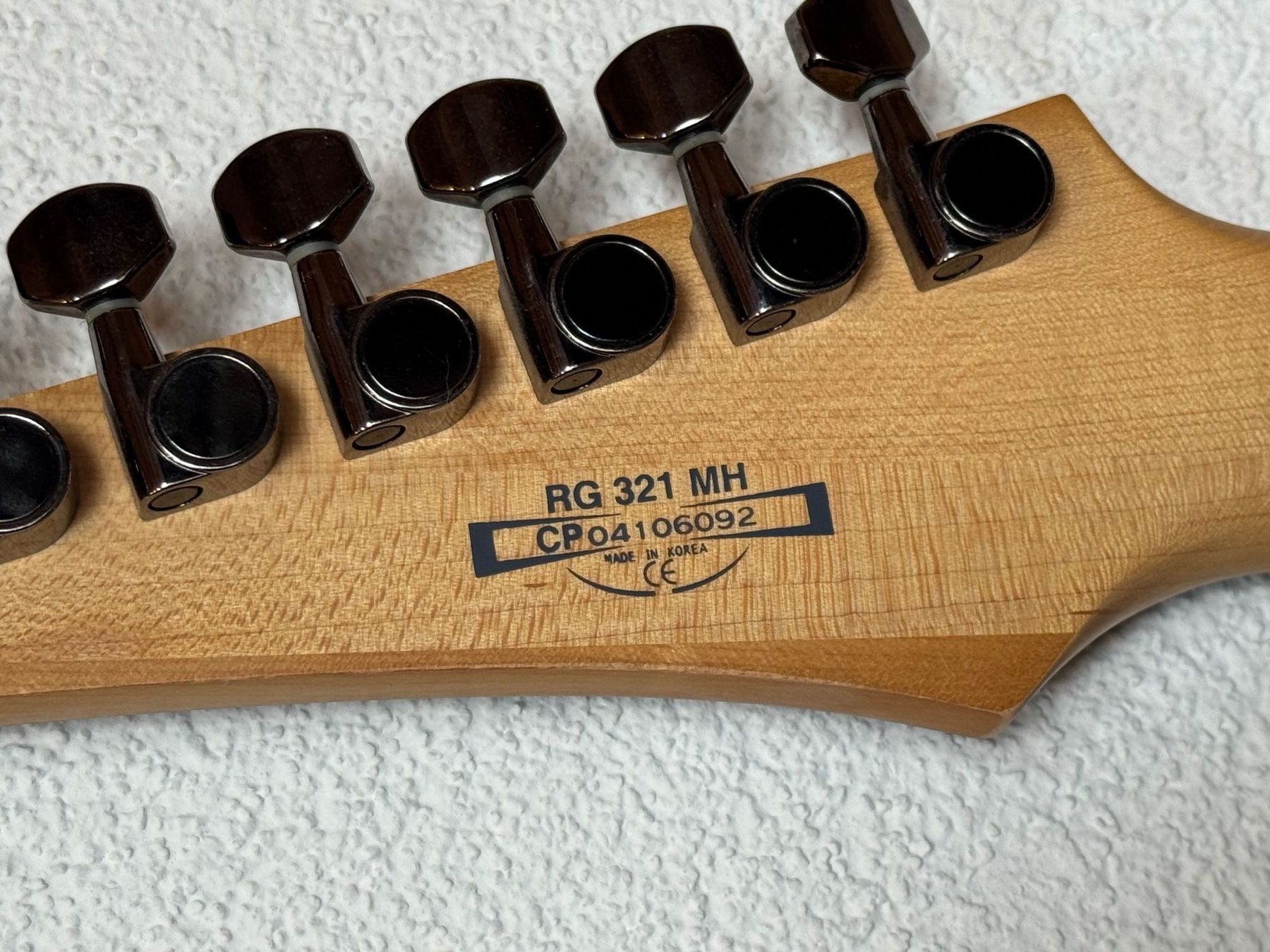 Ibanez Strumenti musicali: Ibanez RG321MH E-Gitarre – Difettoso da Flawil venduto da hallyi 3