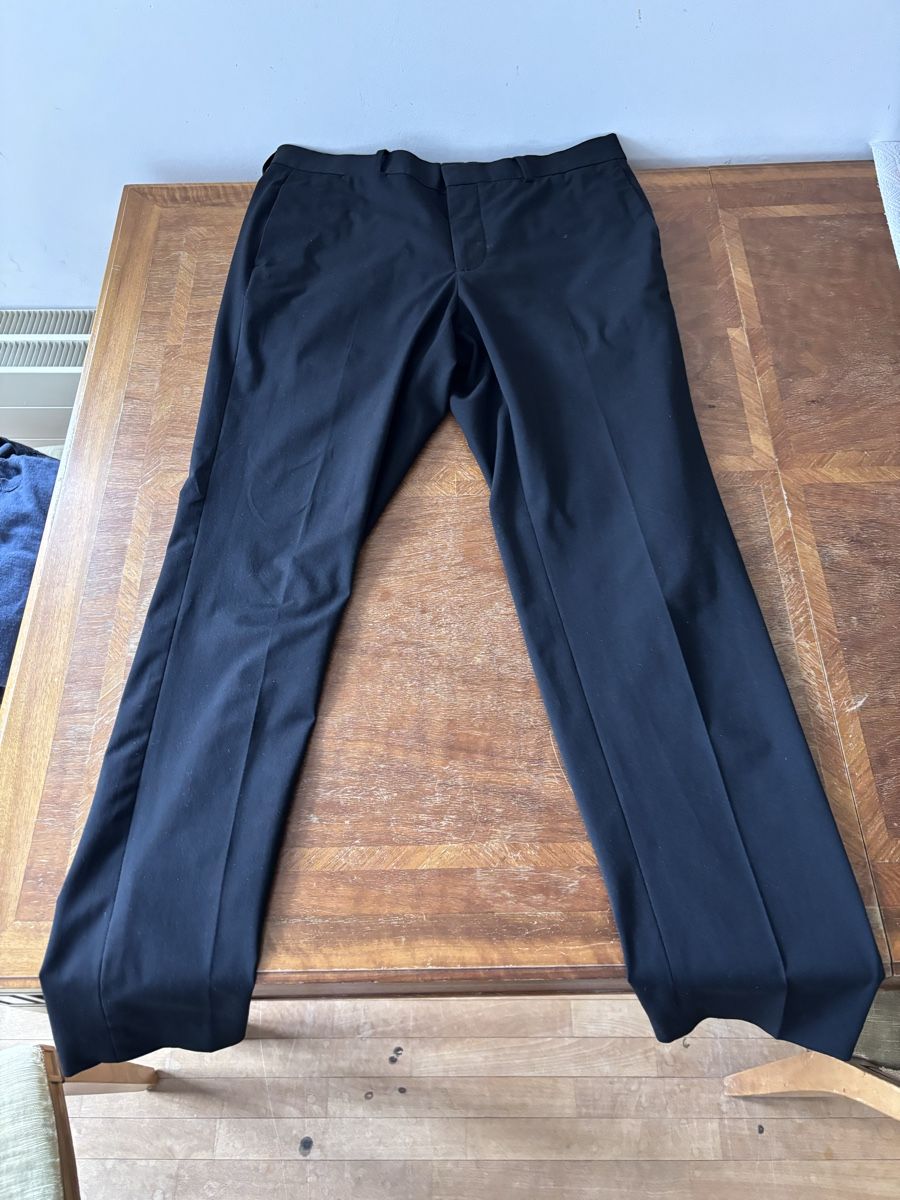 Mango Pantaloni: Mango Hosen – Usato da Jona venduto da yan_sg85