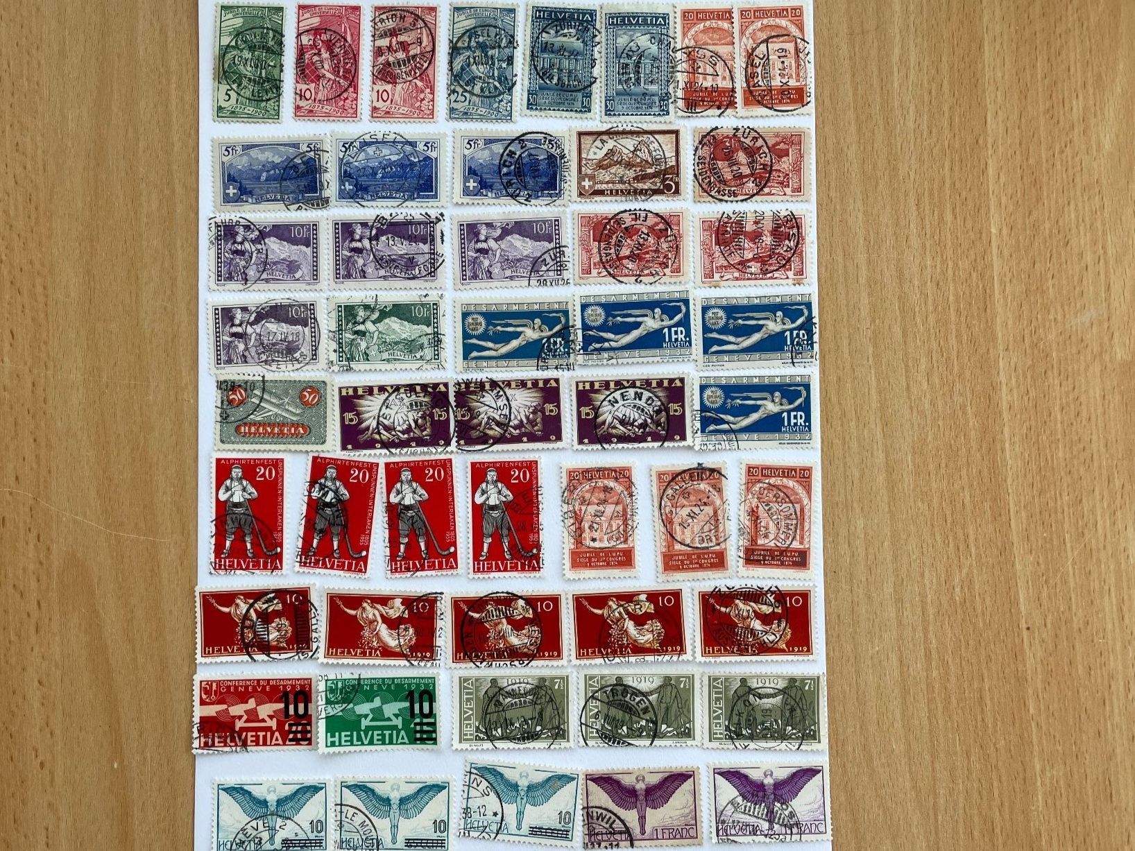 Tous les timbres: 50 timbres HAUTE VALEUR dès 12- – D'occasion à Sonceboz-Sombeval par Comment2 2