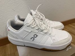 ON Schuhe Grösse 44 The Roger Clubhouse Sneaker